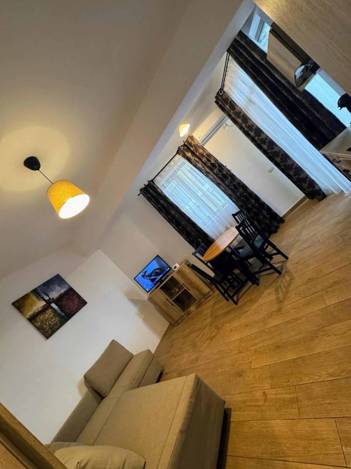 Premier Apartaments By Twin Residence 马马亚 外观 照片
